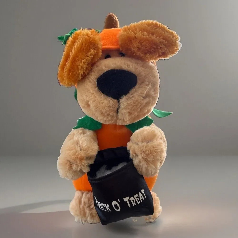 Avon Halloween Singing Dog w/ Trick or Treat Bag Pumpkin Outfit We Got the Treat